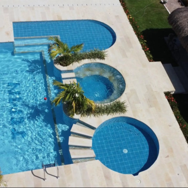 piscina-tableta-piedra-muñeca-2