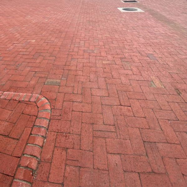 piso-adoquin-de-gres-vehicular-terracota-2