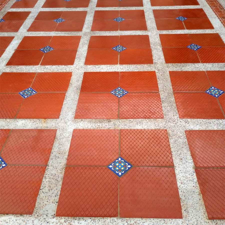 piso-tableta-gres-grafilada-detalle